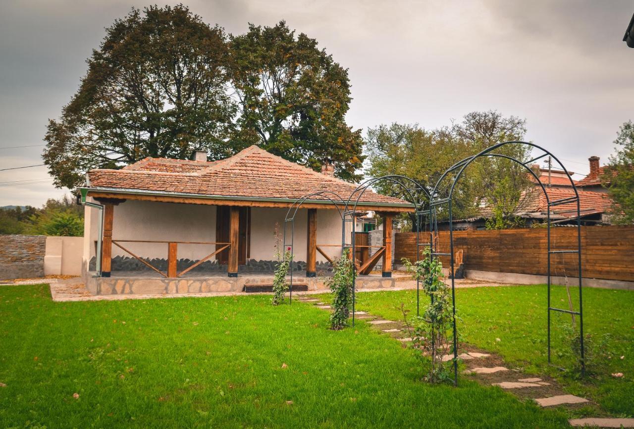 Хотелски Комплекс Копитото Tamarino Exterior photo