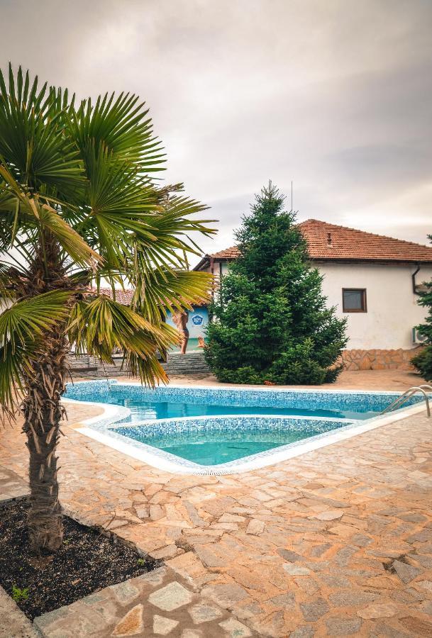 Хотелски Комплекс Копитото Tamarino Exterior photo