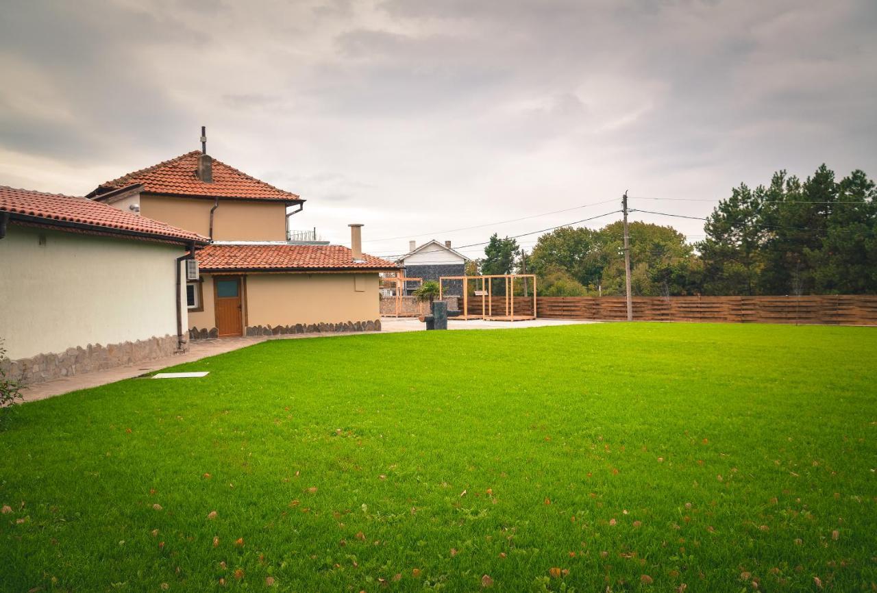 Хотелски Комплекс Копитото Tamarino Exterior photo